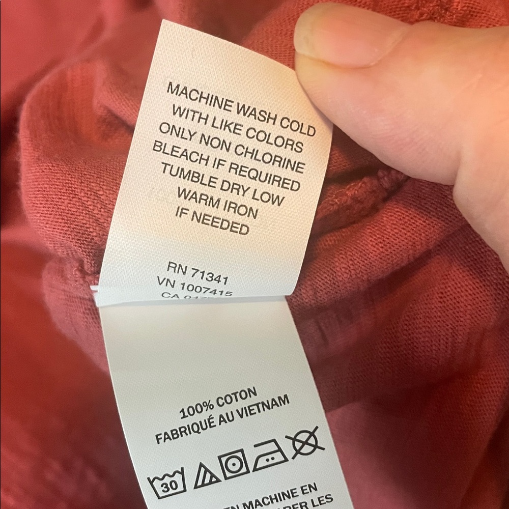 L.L. Bean Women's Rust Red Split-Neck 3/4 Sleeve Top - Picture 7 of 8